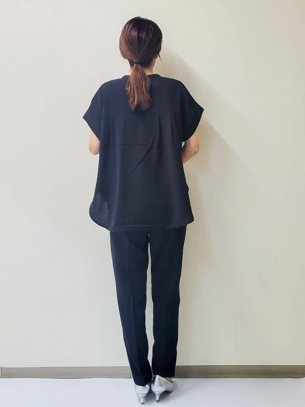 みささんの「OPAQUE.CLIP｜《7色展開／SS-LLサイズ》ストレッチスキッパーブラウス／セットアップ対応【洗濯機洗い可／防シワ】」を使ったコーディネート