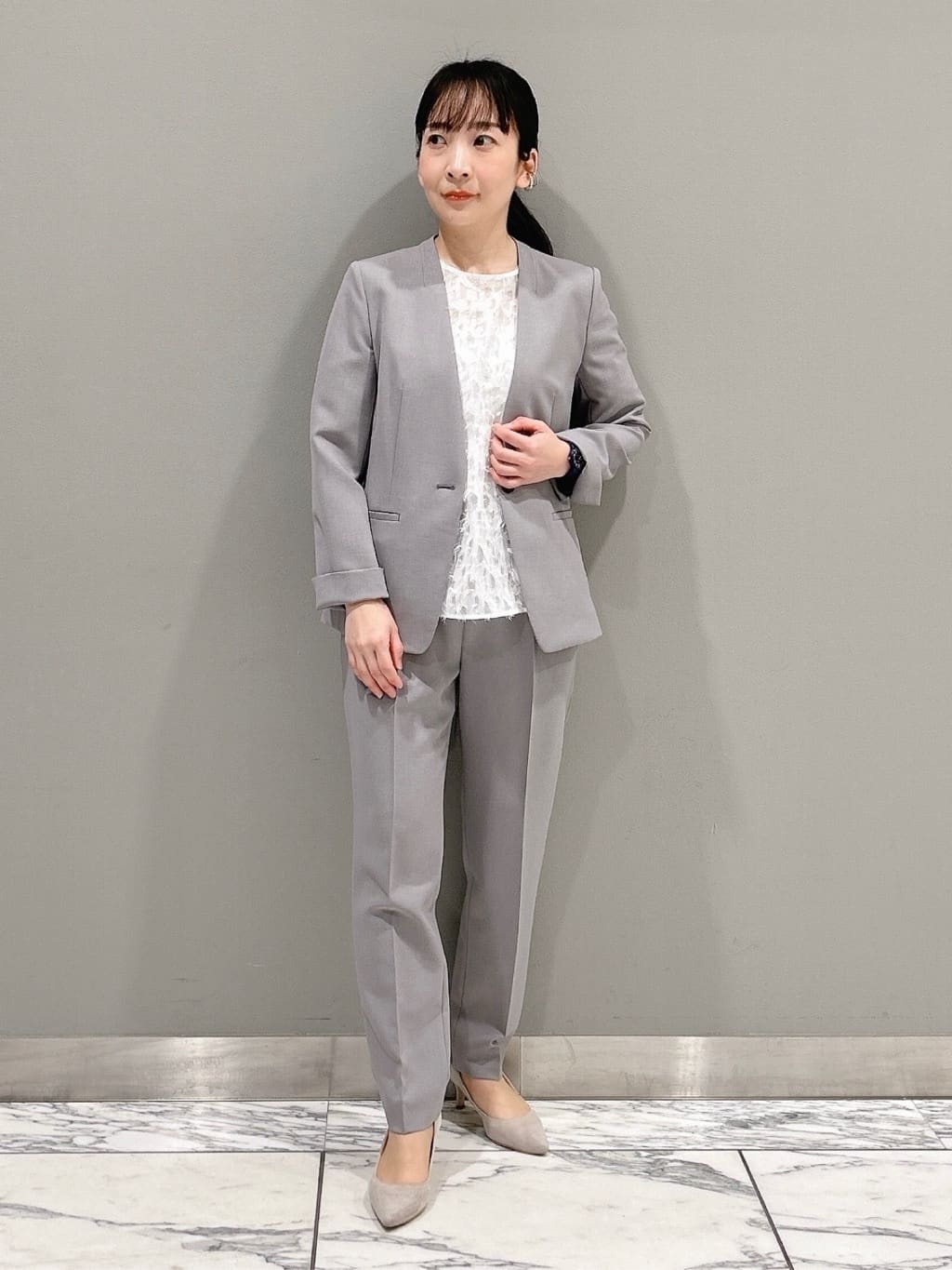 hattoriさんの「INDIVI｜【定番スーツ／UVケア／洗える】ウール調テーラードジャケット」を使ったコーディネート
