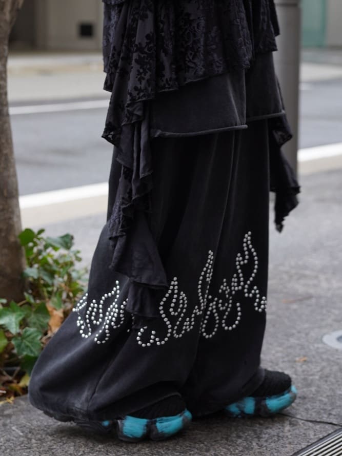 川本葵さんの「tk.TAKEO KIKUCHI｜◆K&rsquo;PJT by AOI 『Lightweight Pants』」を使ったコーディネート
