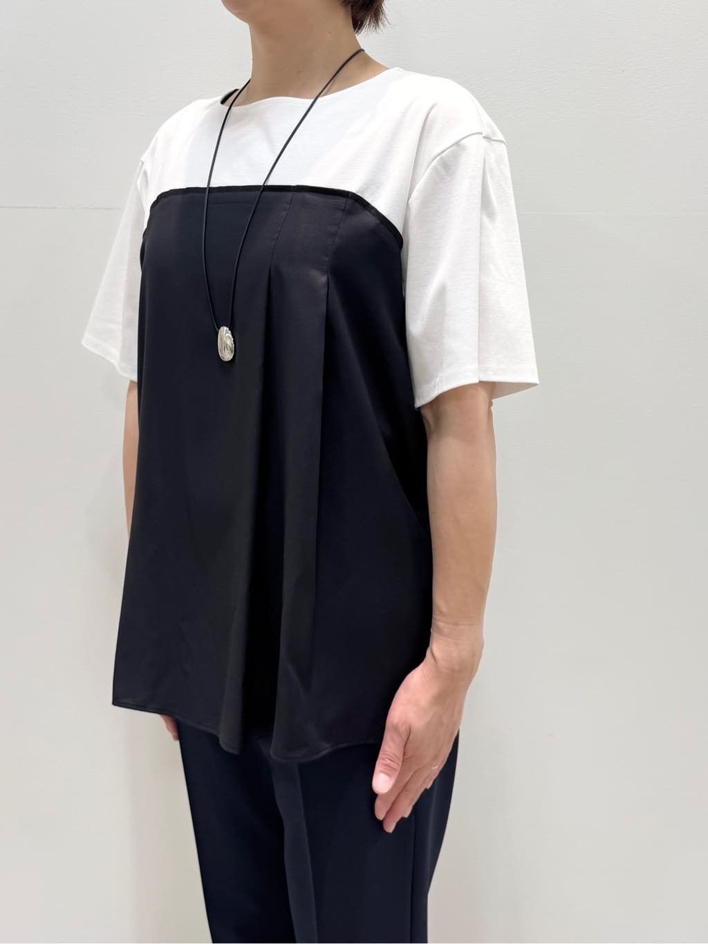 koyaさんの「Reflect｜◆【マシンウォッシュ可能】レイヤード風ジャージブラウス」を使ったコーディネート