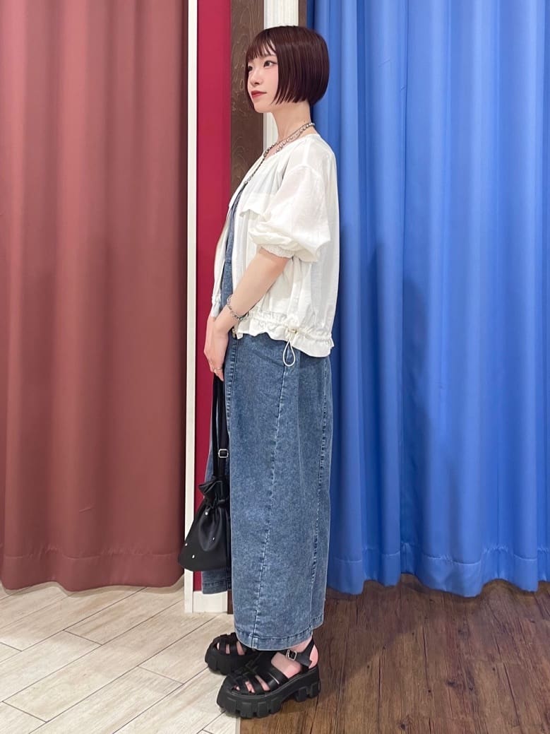 るるさんの「SHOO･LA･RUE｜」を使ったコーディネート