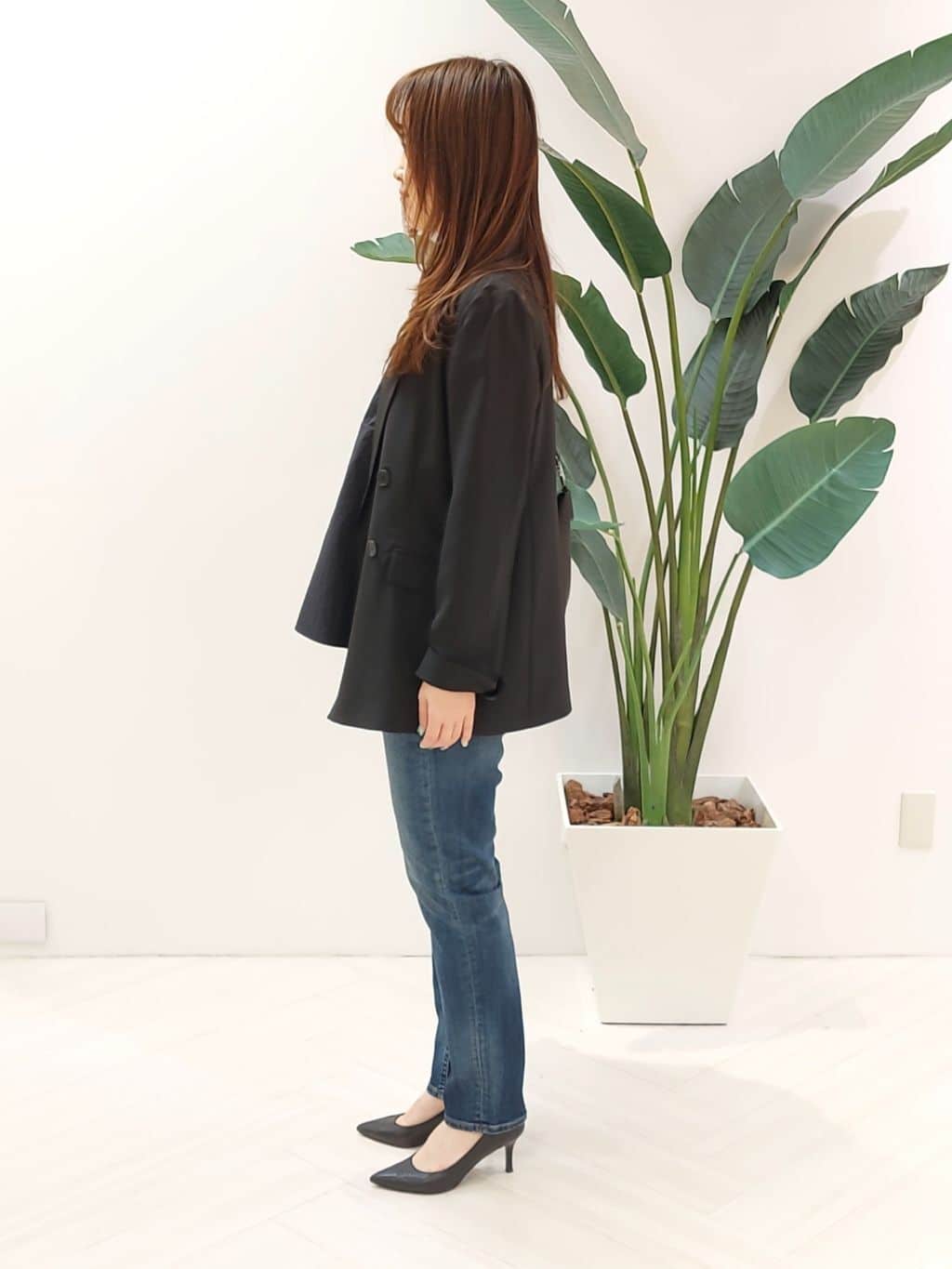 YuKaRiさんの「UNTITLED｜【Healthy DENIM&times;UNTITLED】別注 R Mrytle（リマートル）テーパードデニム」を使ったコーディネート