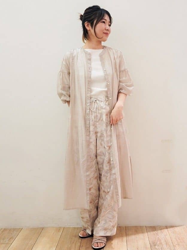 yuyuさんの「OPAQUE.CLIP｜◆シアーシャツワンピース【洗濯機洗い可】」を使ったコーディネート