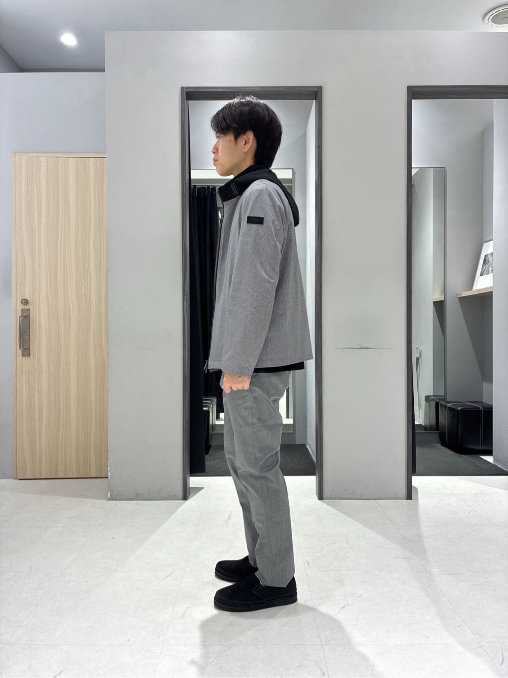 わいずみさんの「TAKEO KIKUCHI｜【全7サイズ&times;8色展開！】トップマルチヘリンボン パンツ」を使ったコーディネート