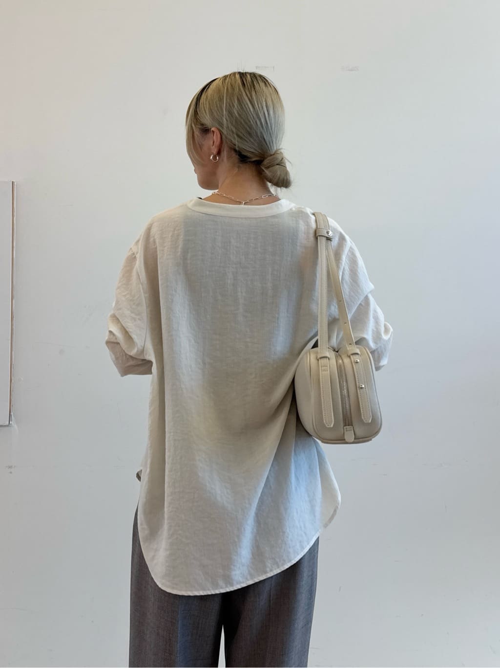 omaさんの「THE SHOP TK｜◆【体型カバー】ダブルポケットスキッパーシャツ/洗濯機OK」を使ったコーディネート