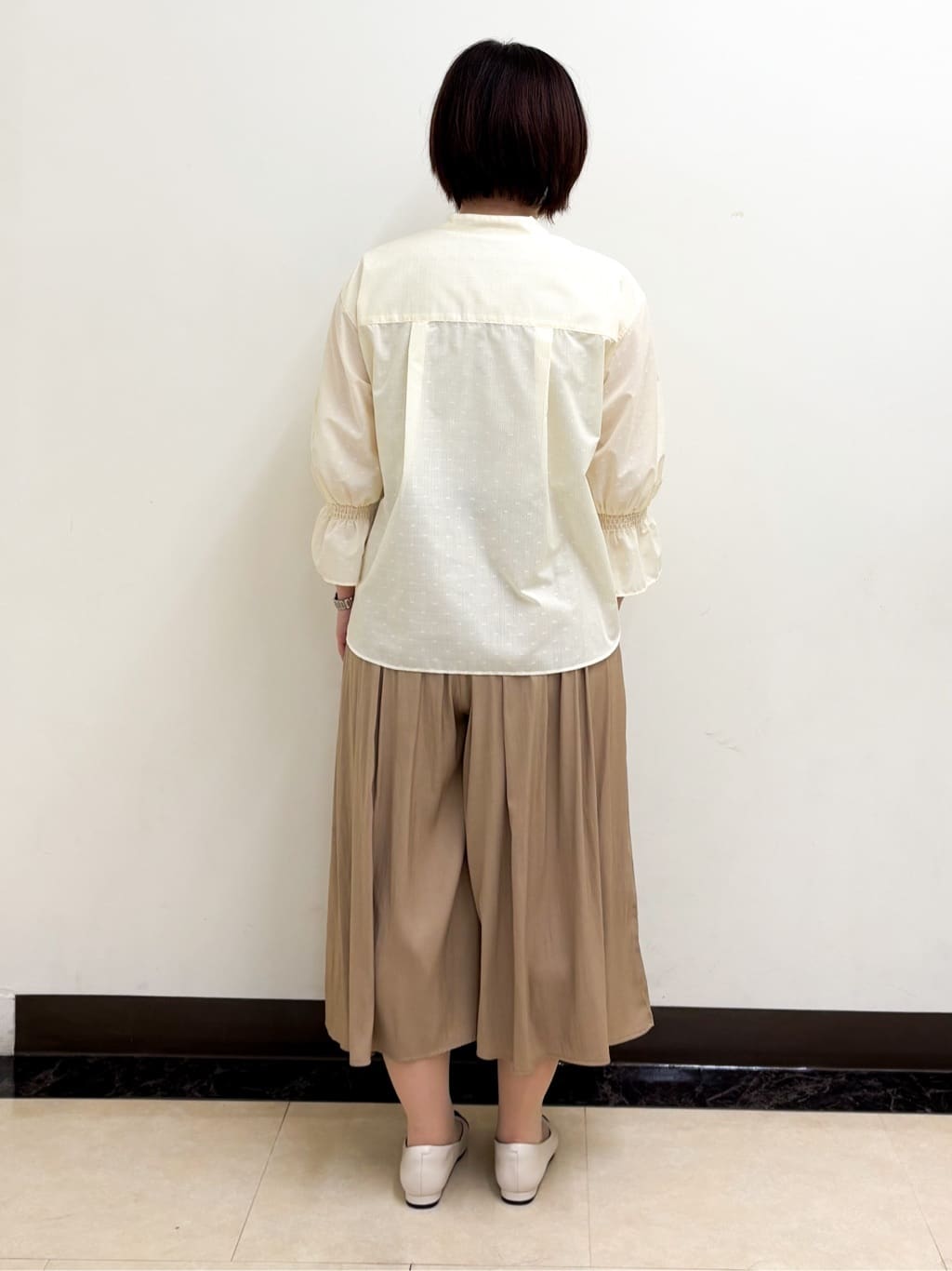 ミヨさんの「Reflect｜◆【洗える】キャンディースリーブブラウス」を使ったコーディネート