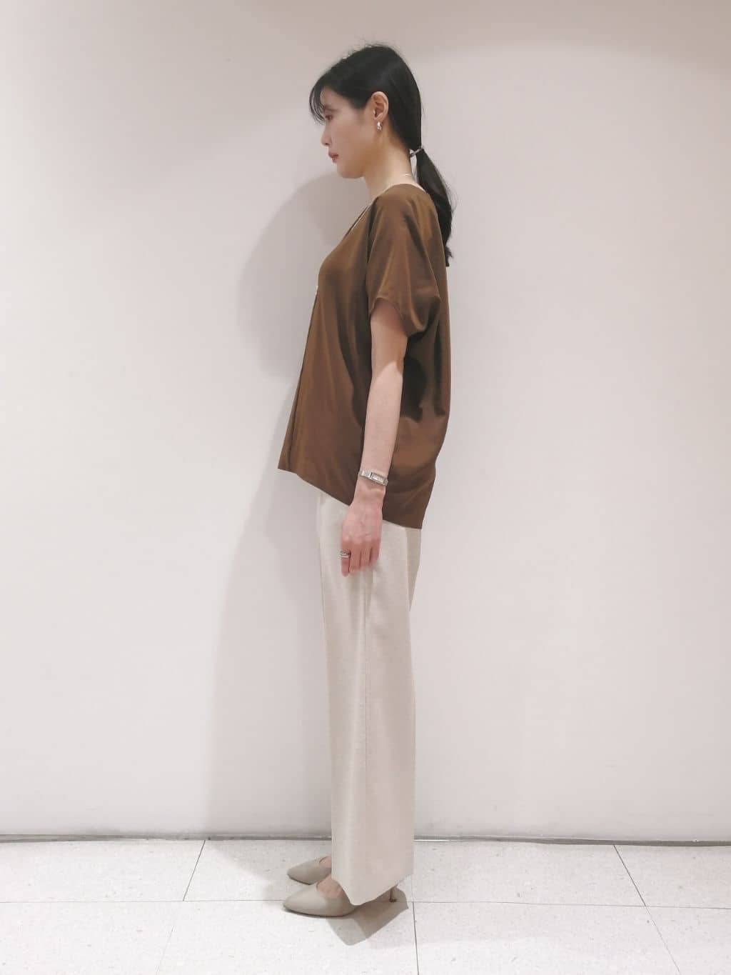 ayanoさんの「INDIVI｜◆【通気性◎撥水／接触冷感／UVケア】ドルマンスリーブブラウス」を使ったコーディネート