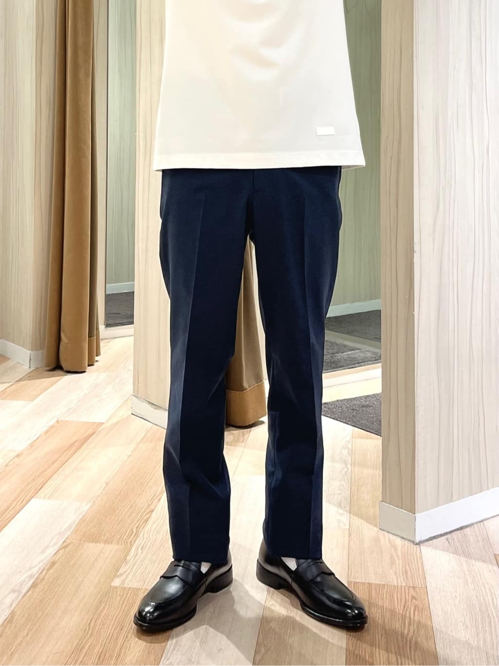 URAさんの「TAKEO KIKUCHI｜【抗菌防臭】COOL DOTS（R）ドビープリント パンツ」を使ったコーディネート