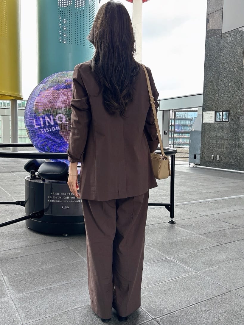 R.Kさんの「UNTITLED｜◆【セットアップ可能／オンオフ】ラミー混 ダブルブレストジャケット」を使ったコーディネート