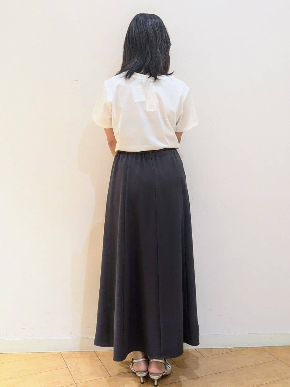 laverさんの「UNTITLED｜トリプルワントップペンダント」を使ったコーディネート