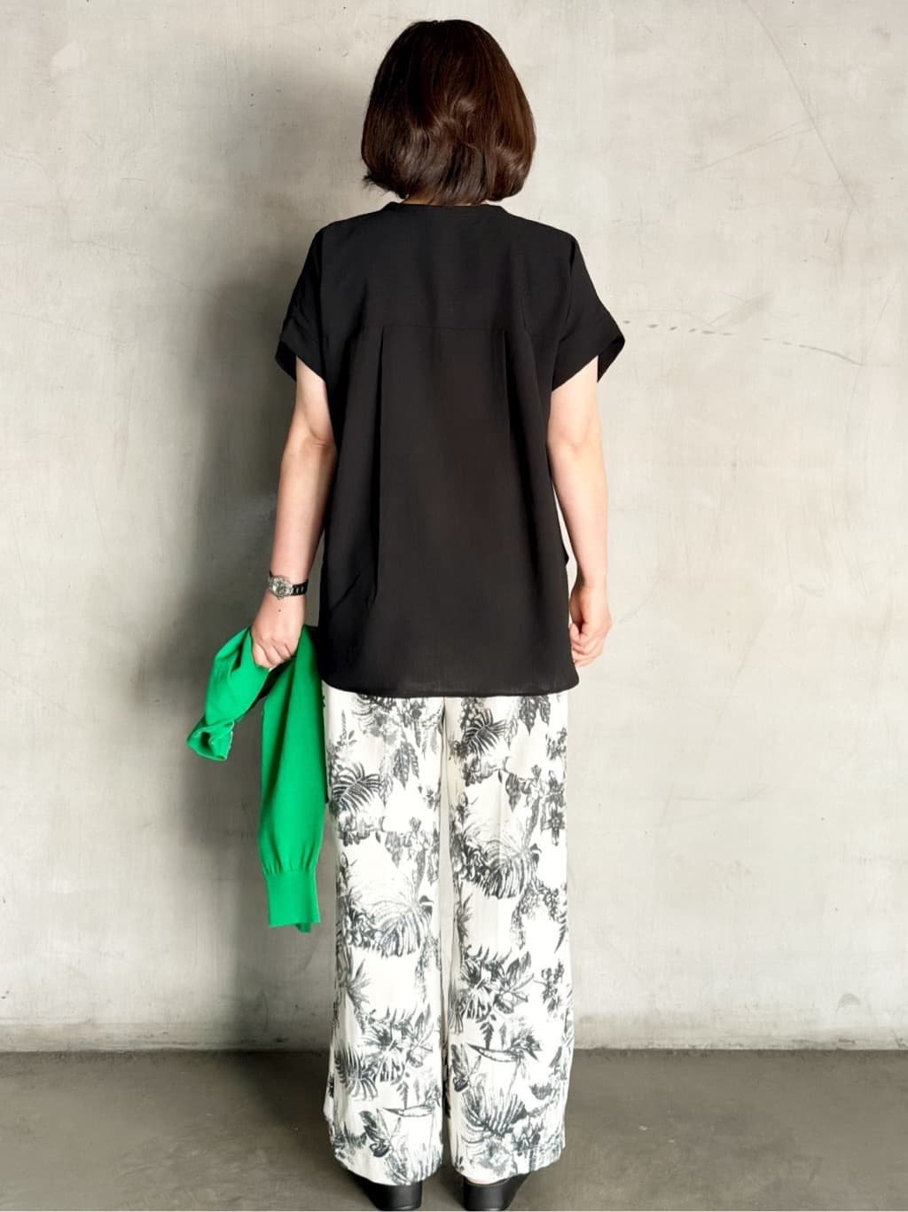 O.Kさんの「OPAQUE.CLIP｜《7色展開／SS-LLサイズ》ストレッチスキッパーブラウス／セットアップ対応【洗濯機洗い可／防シワ】」を使ったコーディネート