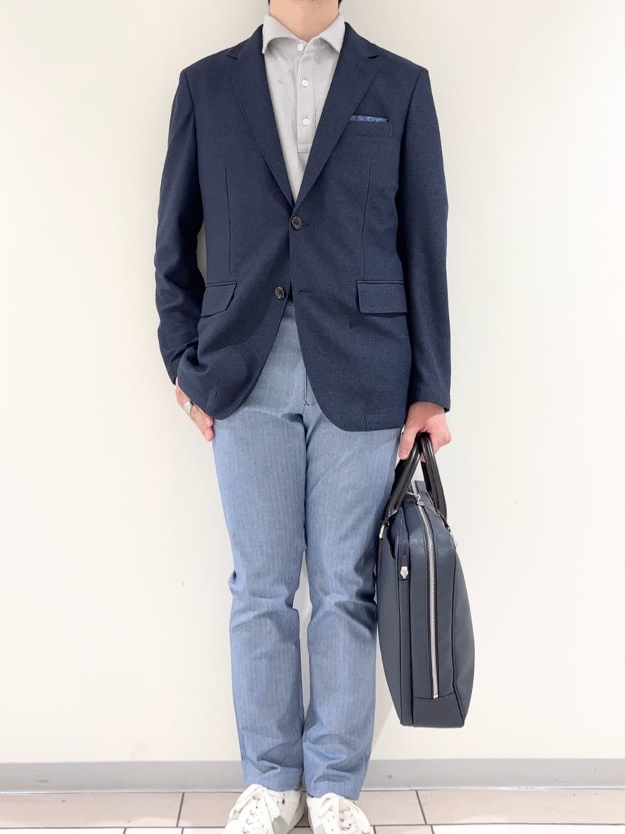 及川さんの「TAKEO KIKUCHI｜【Made in JAPAN】播州織 ヘリンボン ストレート パンツ」を使ったコーディネート