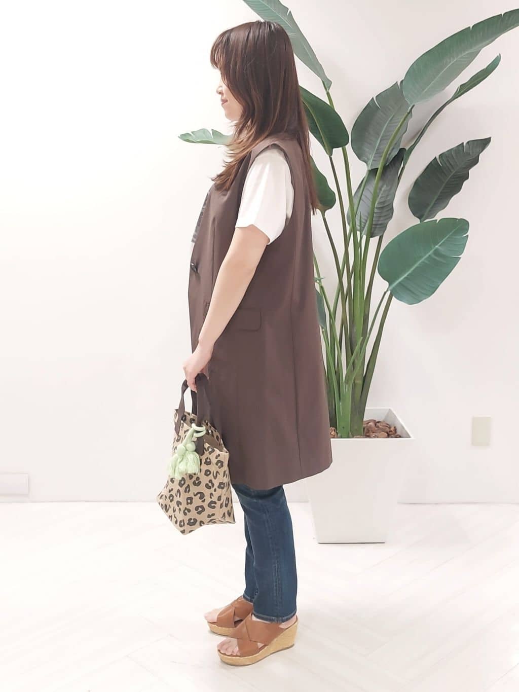 YuKaRiさんの「UNTITLED｜【Healthy DENIM&times;UNTITLED】別注 R Mrytle（リマートル）テーパードデニム」を使ったコーディネート