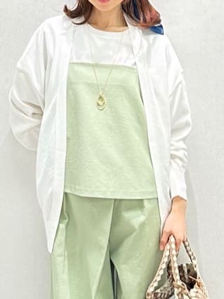 Miwaさんの「UNTITLED｜【手洗い／88cm正方形】シアー素材チェーン柄スカーフ」を使ったコーディネート