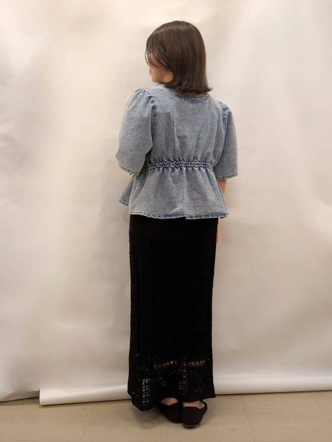 ｍｉｓａｋｉさんの「SHOO･LA･RUE｜◆かぎ針風パッチワークが大人かわいいニットスカート」を使ったコーディネート