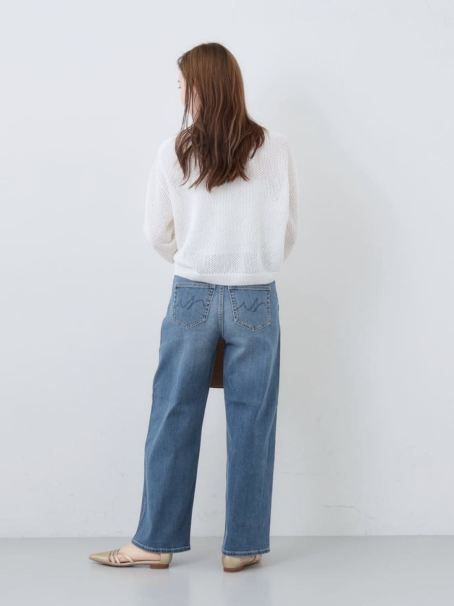 mitsukiさんの「INDIVI｜【褒められデニム】ワイドストレート デニムパンツ」を使ったコーディネート