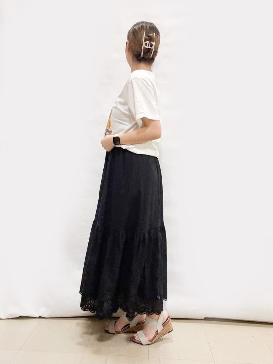 bulさんの「SHOO･LA･RUE｜◆【高レビュー/累計販売35万足突破】片手ではけるサンダル シューダル 25SS」を使ったコーディネート