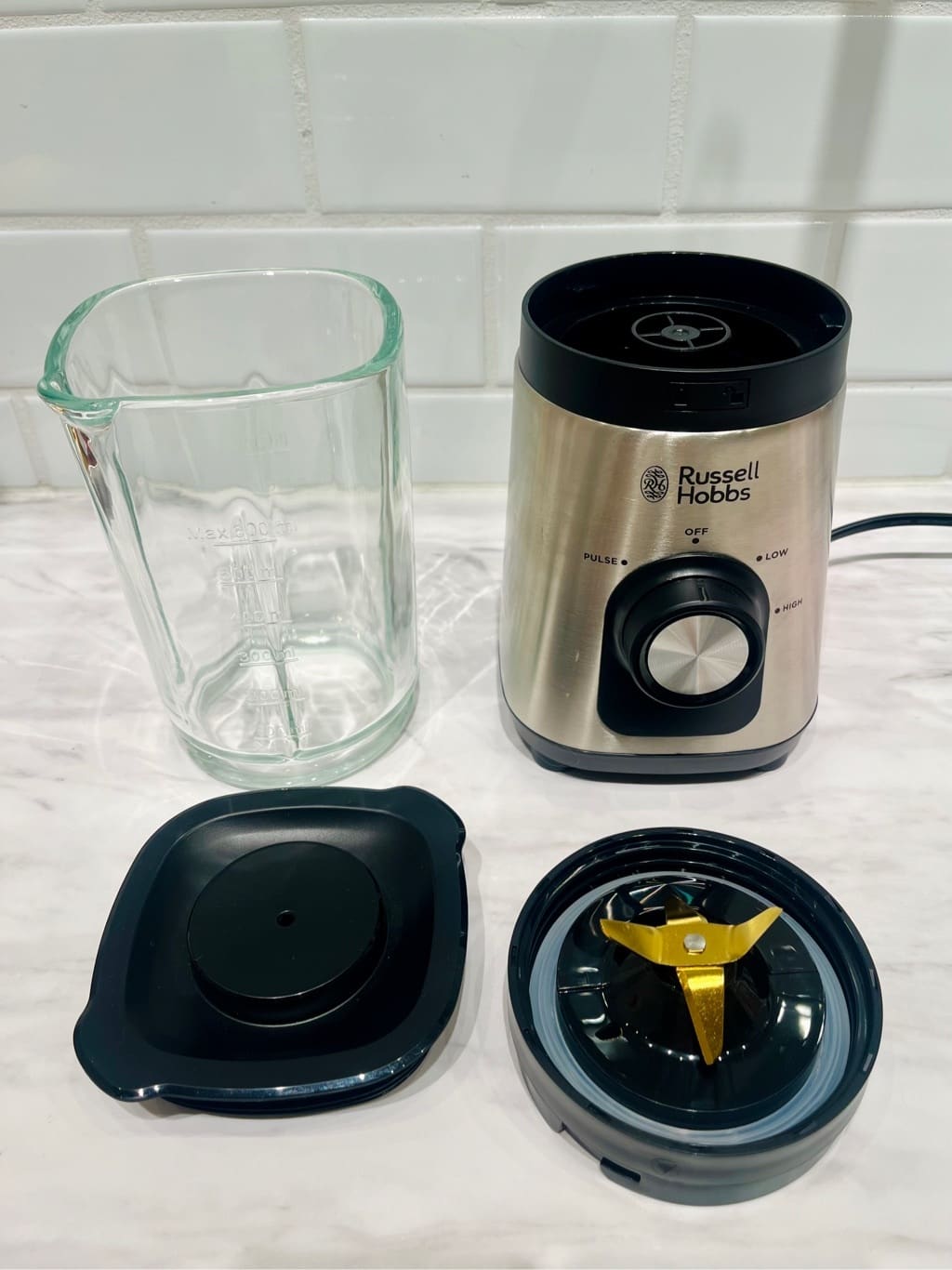 ぐっちさんの「212 KITCHEN STORE｜ベーシックブレンダー 2300JP ＜Russell Hobbs ラッセルホブス＞」を使ったコーディネート