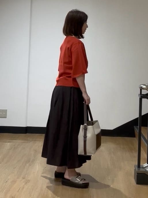 MIKIKOさんの「UNTITLED｜◆【清涼感/二の腕カバー】シアープルオーバーニット」を使ったコーディネート