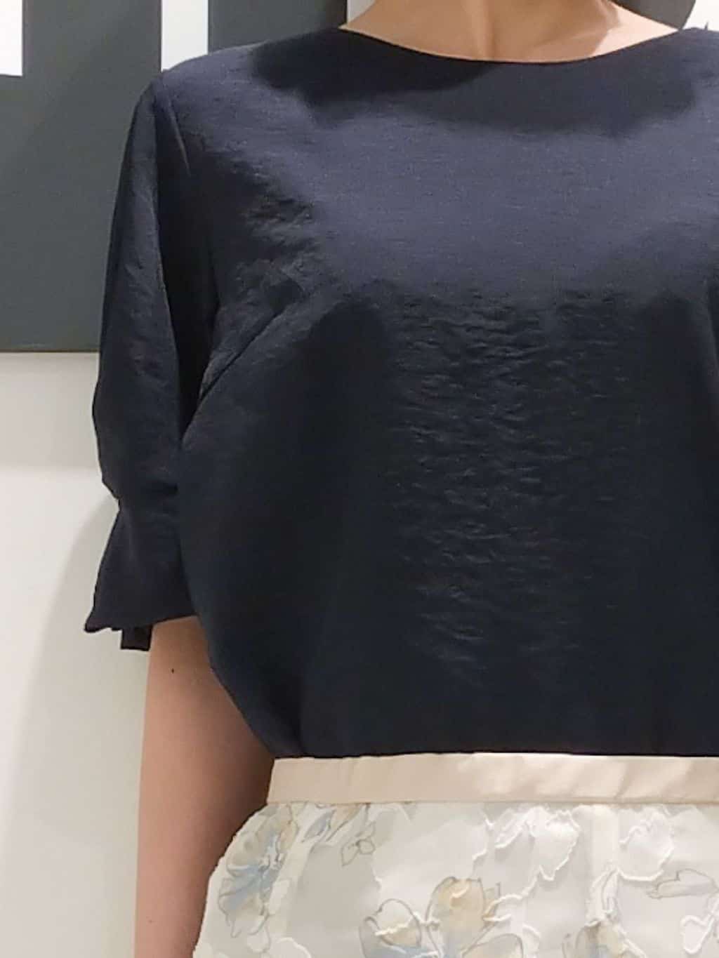 n.さんの「index｜《8色展開／XS-LLサイズ》タックパフスリーブブラウス【洗濯機洗い可／吸水速乾／防シワ／抗ピル】」を使ったコーディネート