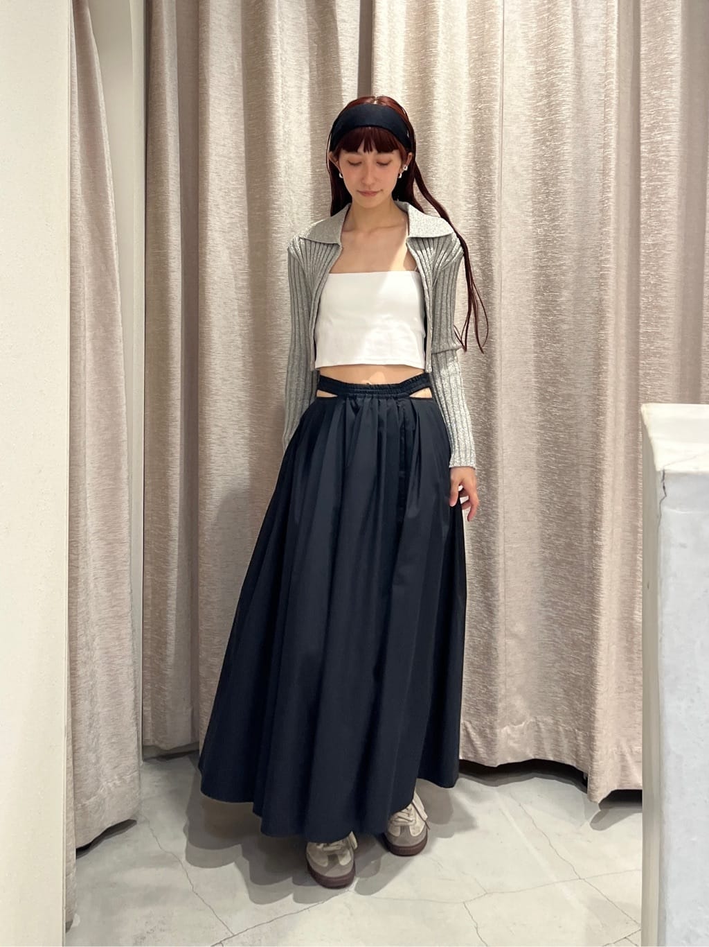 Rielさんの「CODE A｜side slit volume skirt」を使ったコーディネート