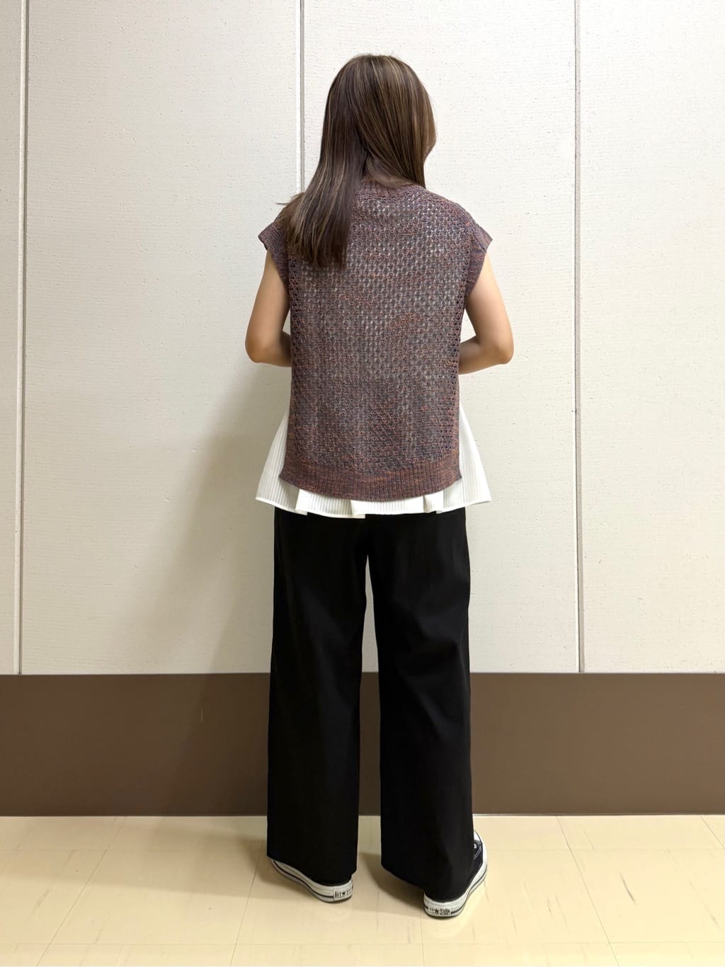 mamiさんの「INDIVI｜【洗える／レイヤードにも活躍】ペプラムインナートップス」を使ったコーディネート