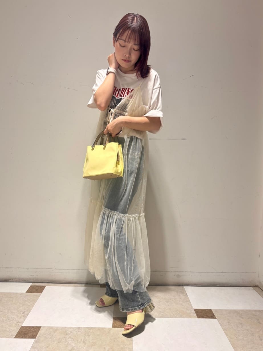 せらら⭐️さんの「ESPERANZA｜スクエアトゥクリアヒールミュール」を使ったコーディネート