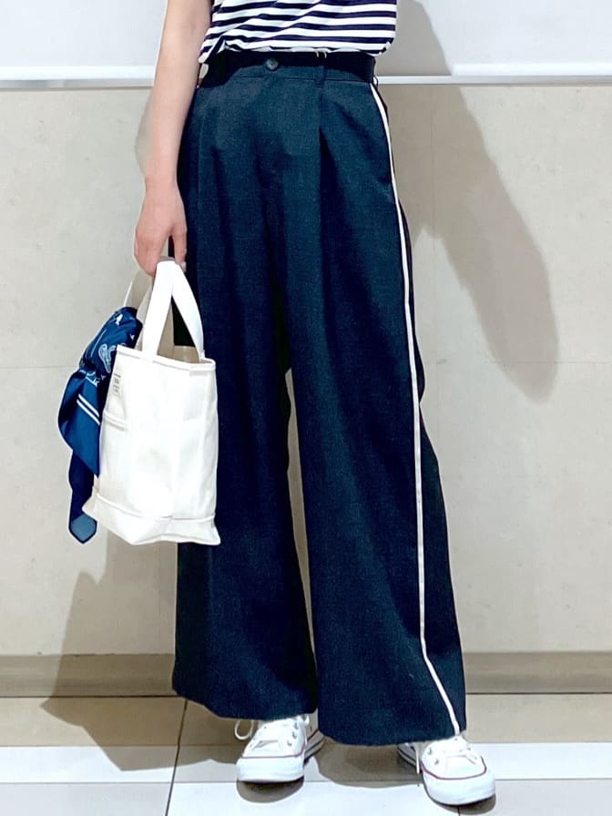 eriko さんの「Dessin｜【CONVERSE/コンバース】ハイカット」を使ったコーディネート