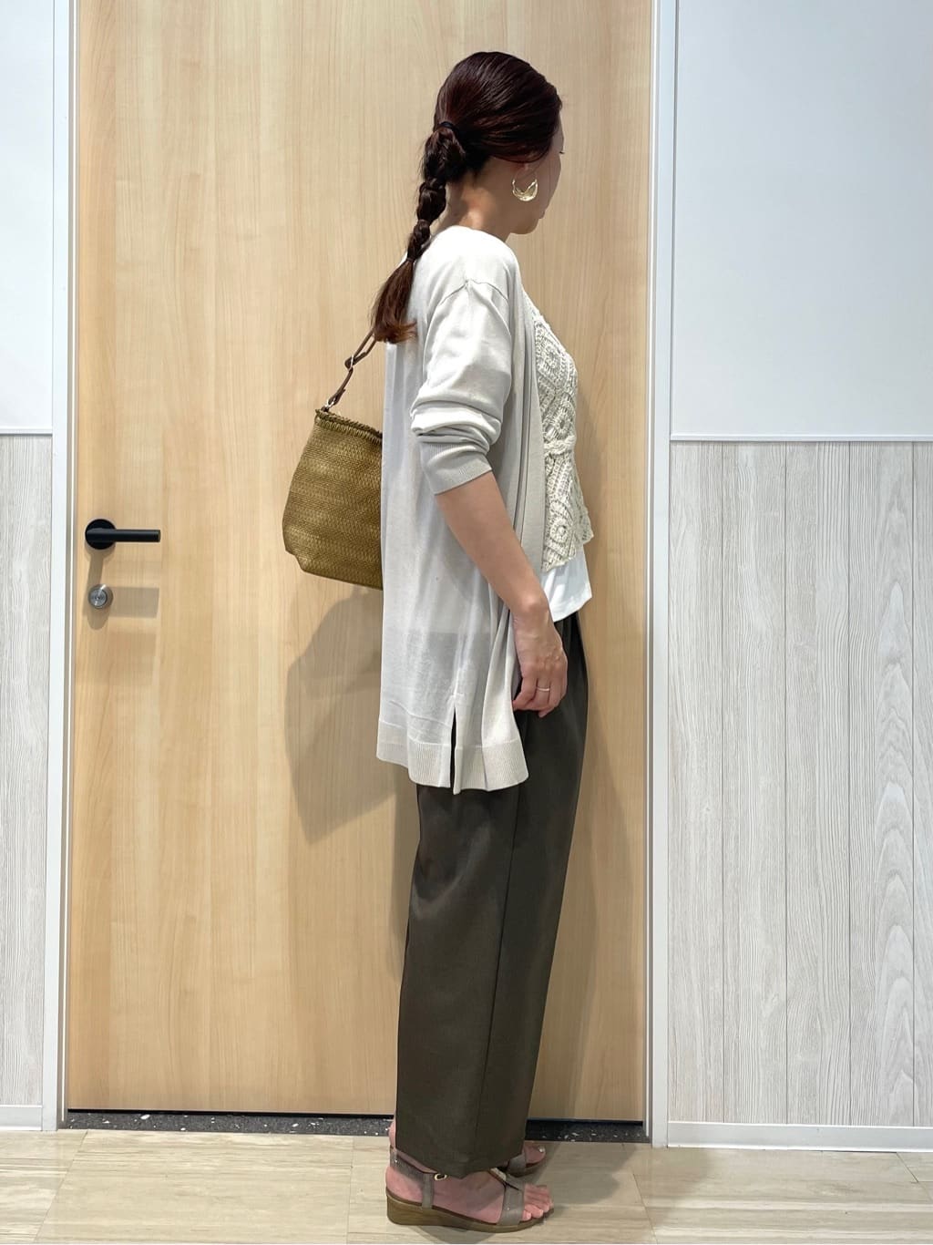 エモさんの「SHOO･LA･RUE｜」を使ったコーディネート