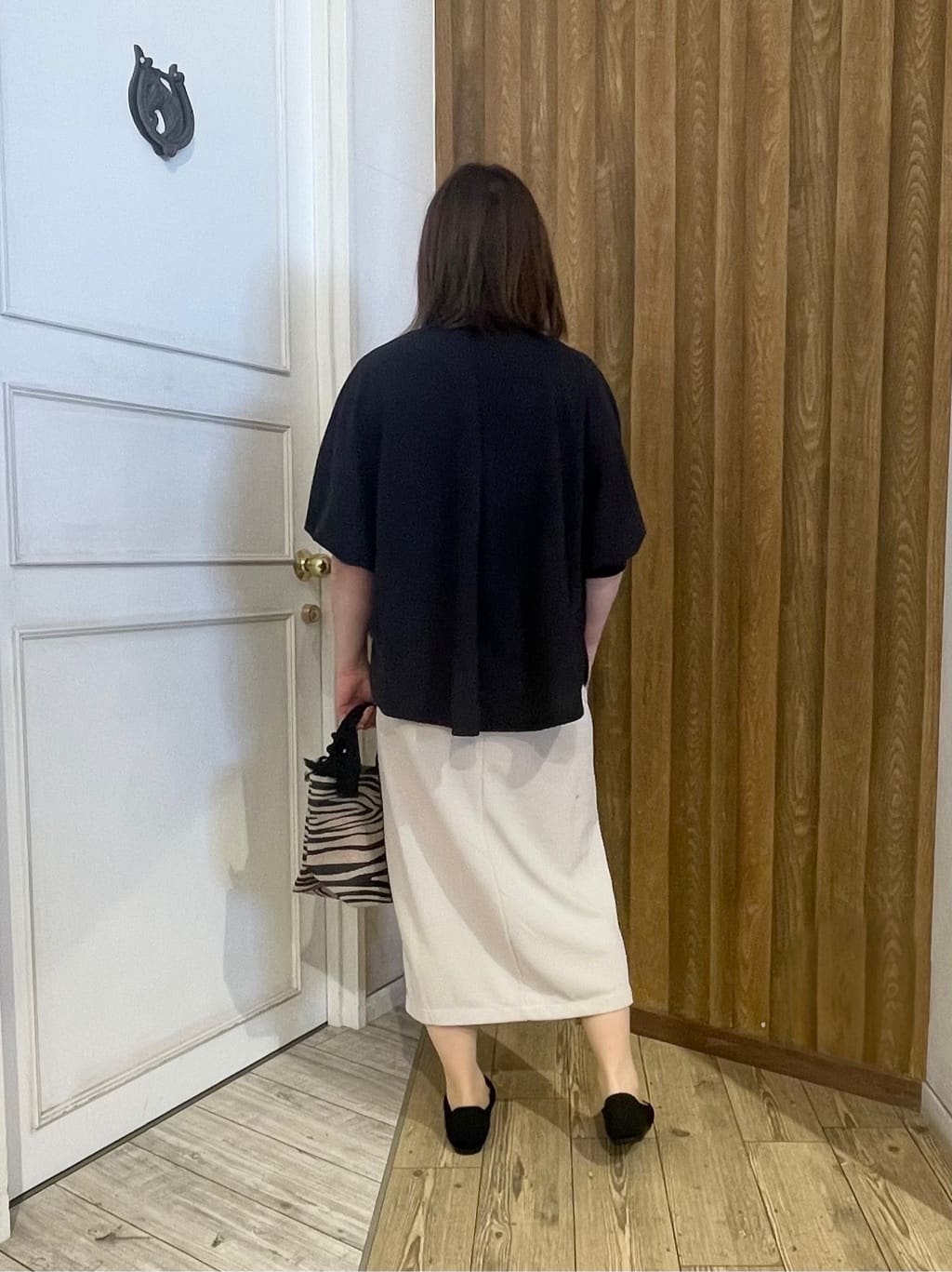 ちえさんの「SHOO･LA･RUE｜◆【洗える/S-LL】体型カバーにも ゆるりと着られる ドルマントップス」を使ったコーディネート