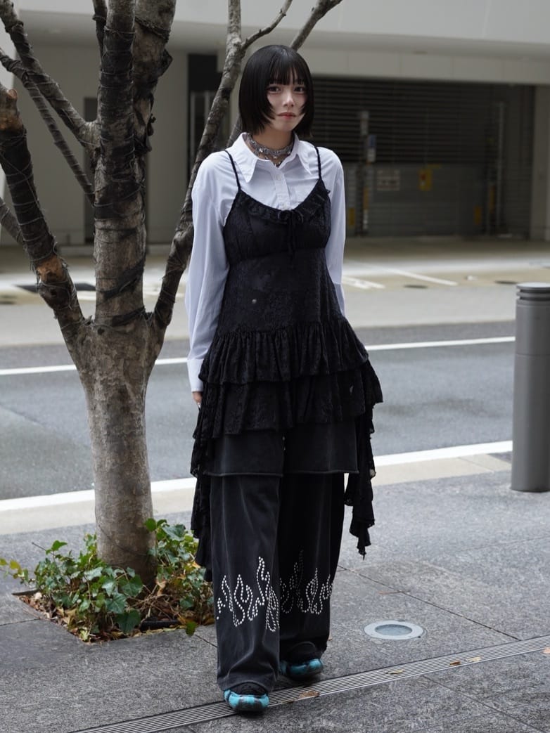 川本葵さんの「tk.TAKEO KIKUCHI｜◆K&rsquo;PJT by AOI 『Lightweight Pants』」を使ったコーディネート