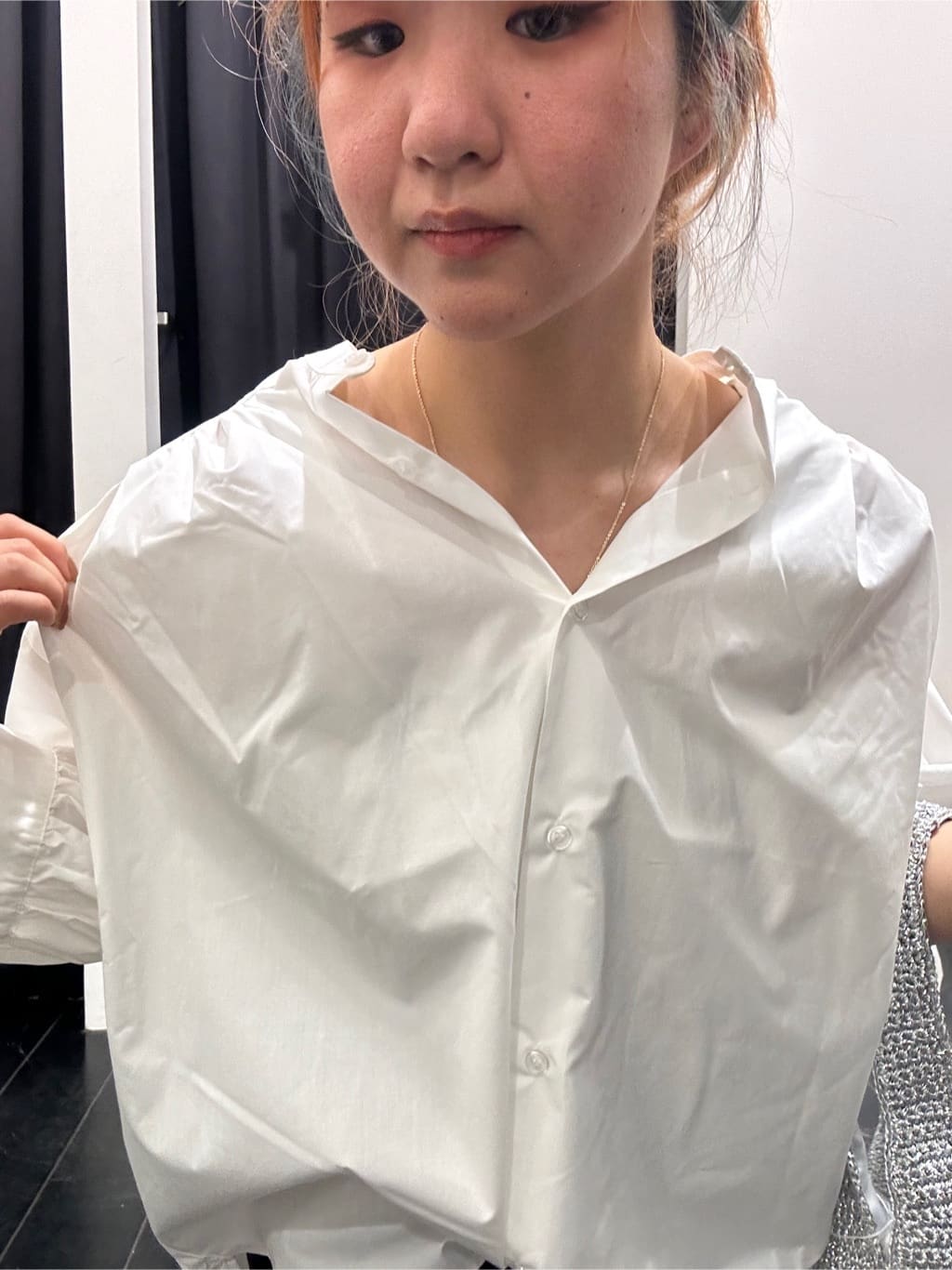 ひらのみさんの「THE SHOP TK｜◆【体型カバー】6分袖バックシャーリングシャツ/洗える」を使ったコーディネート