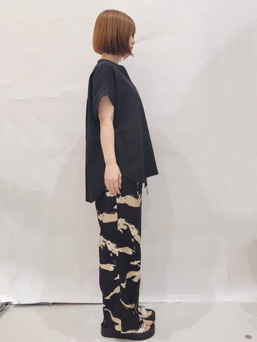 なつみさんの「OPAQUE.CLIP｜《7色展開／SS-LLサイズ》ストレッチスキッパーブラウス／セットアップ対応【洗濯機洗い可／防シワ】」を使ったコーディネート