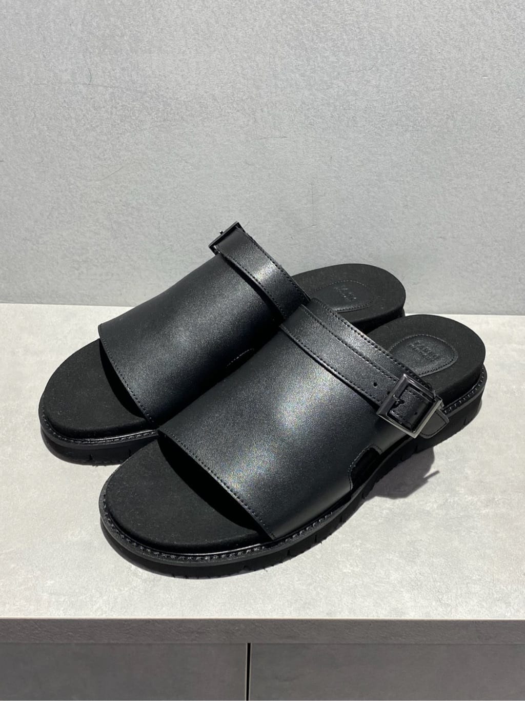nishiさんの「TAKEO KIKUCHI｜【Made in JAPAN】播州織 ストレッチ パンツ」を使ったコーディネート