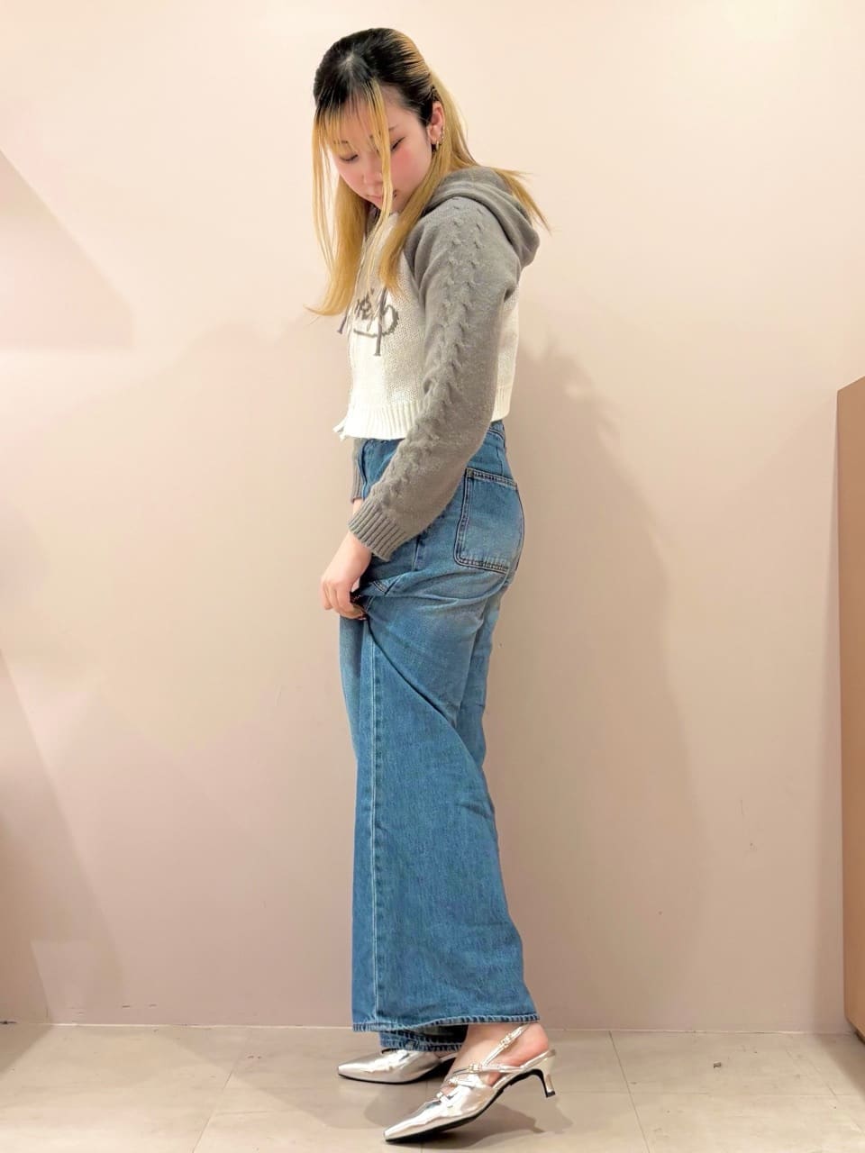 ちゃきさんの「ESPERANZA｜バックストラップミドルヒールパンプス」を使ったコーディネート