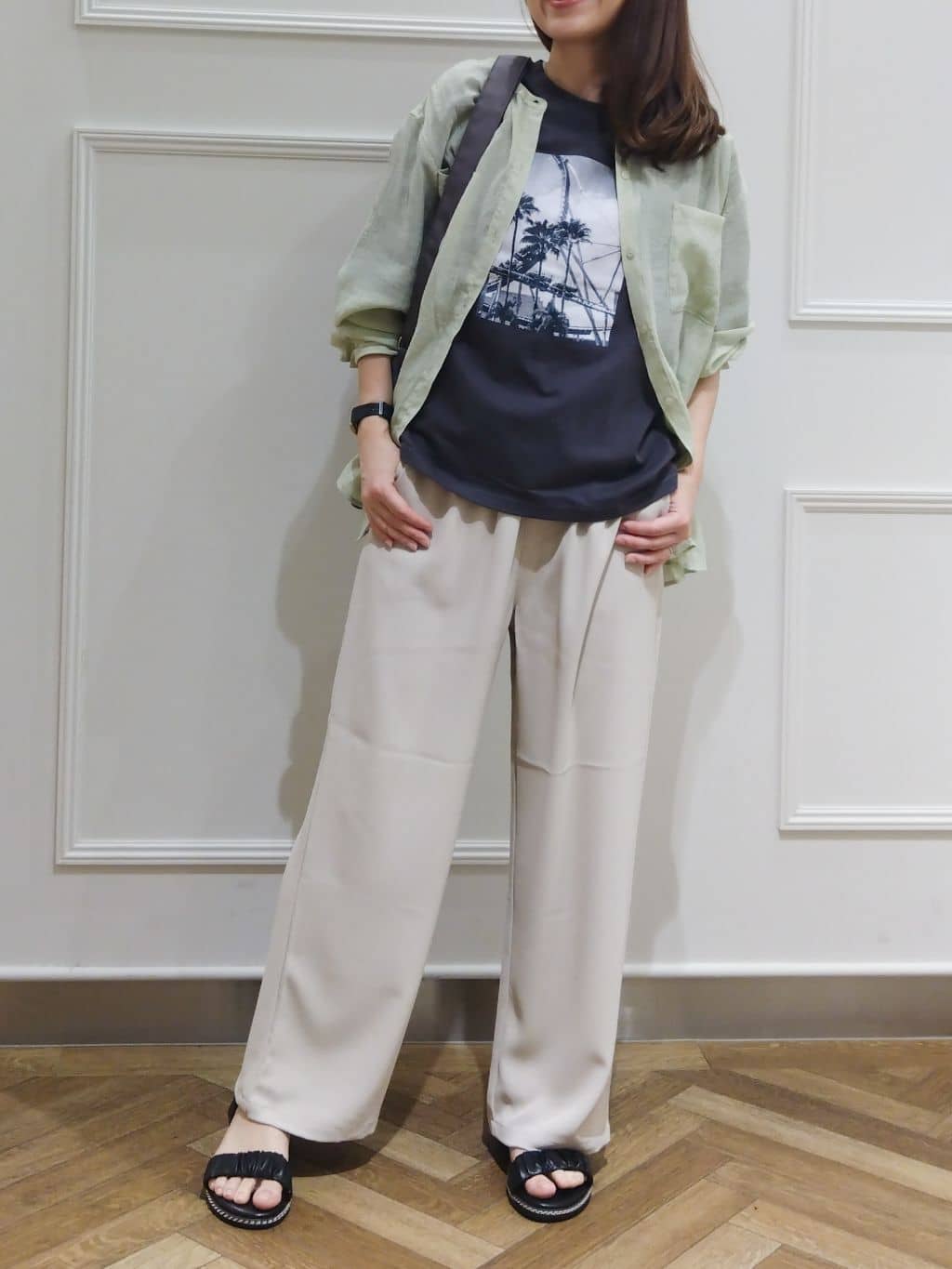 おとうふさんの「SHOO･LA･RUE｜◆【選べる4柄】コットンプリントロゴTシャツ」を使ったコーディネート