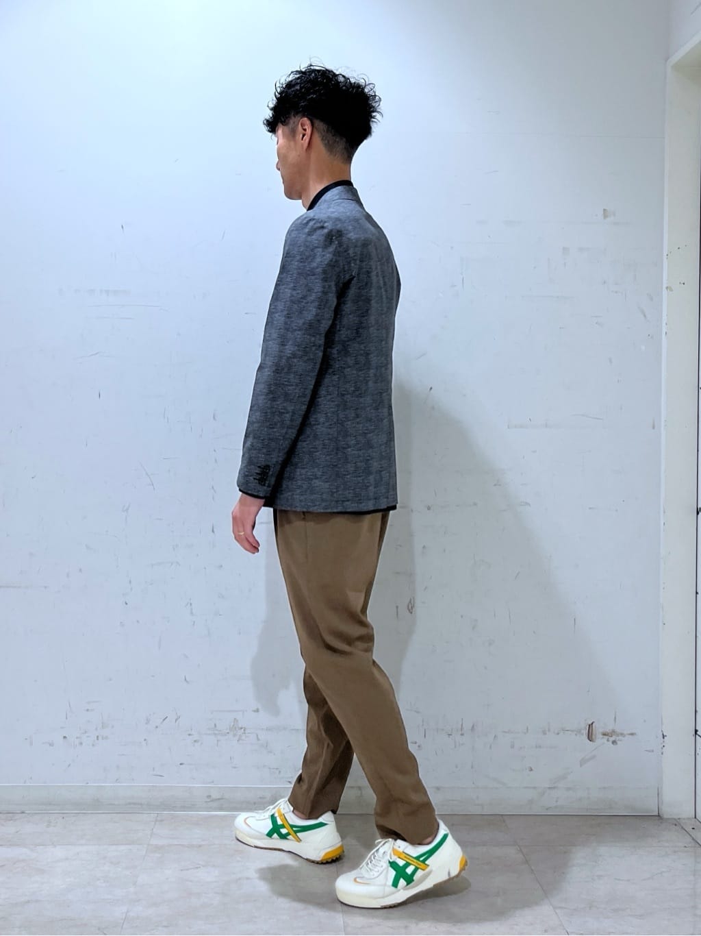 mutoさんの「TAKEO KIKUCHI｜【抗菌防臭】COOL DOTS（R）ドビープリント ジャケット」を使ったコーディネート