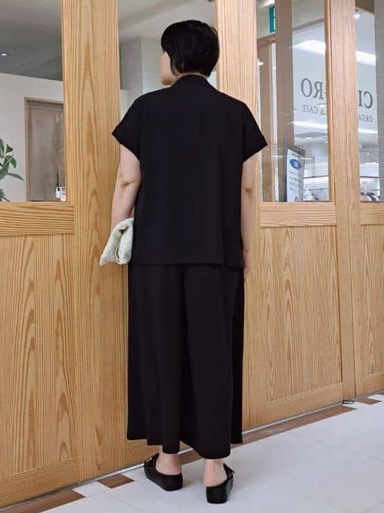 ますこさんの「UNTITLED｜」を使ったコーディネート
