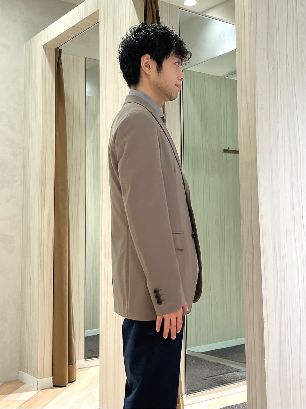 URAさんの「TAKEO KIKUCHI｜【360&deg;ストレッチ／セットアップ対応】None Of Stress ジャケット」を使ったコーディネート