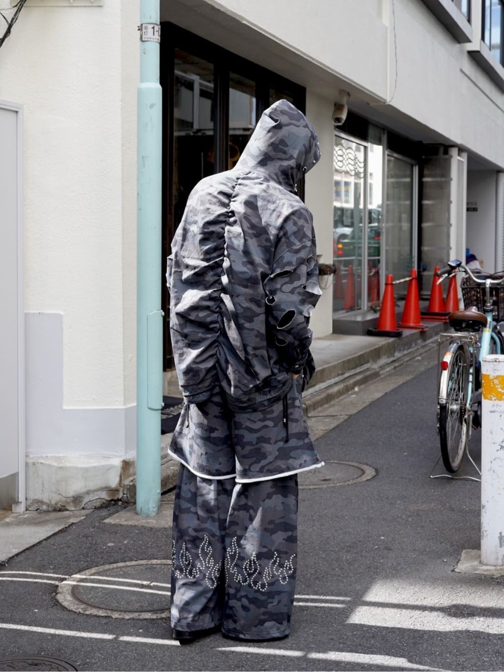 simさんの「tk.TAKEO KIKUCHI｜◆K&rsquo;PJT by AOI 『Lightweight Parka』」を使ったコーディネート