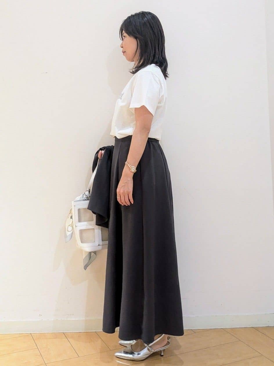 laverさんの「UNTITLED｜トリプルワントップペンダント」を使ったコーディネート