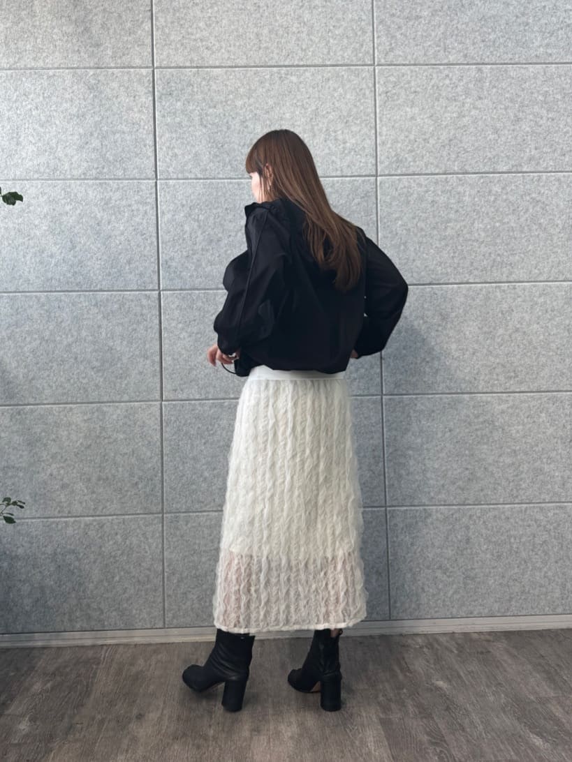 designer yukaさんの「CODE A｜frill lace easy skirt」を使ったコーディネート