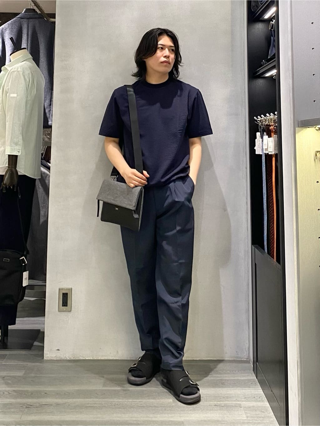 nishiさんの「TAKEO KIKUCHI｜【2WAY】ショルダー クラッチバッグ」を使ったコーディネート