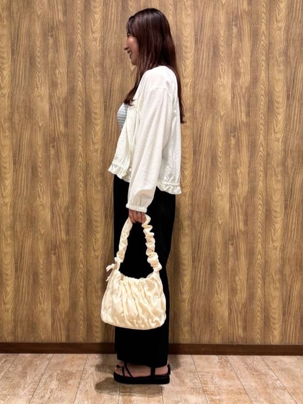 Haruさんの「SHOO･LA･RUE｜」を使ったコーディネート
