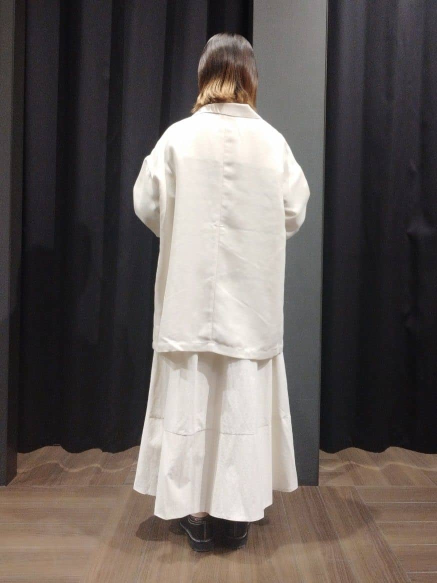 naoさんの「THE SHOP TK｜◆パナマメッシュジャケット」を使ったコーディネート