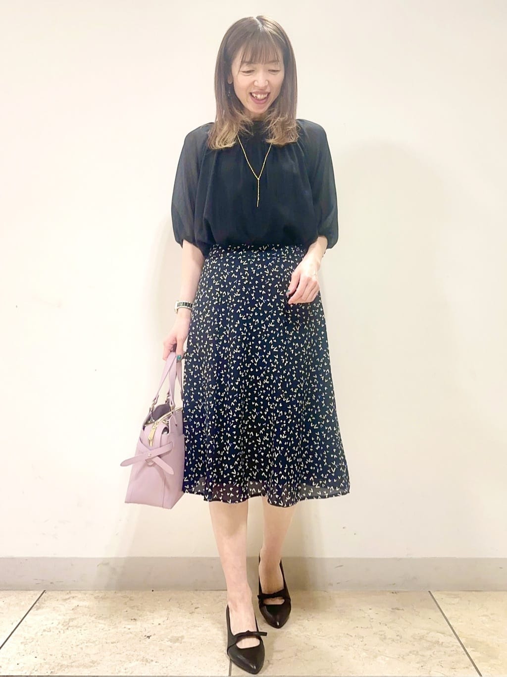 イト子さんの「Reflect｜◆【洗える】シャーリングデザインブラウス」を使ったコーディネート