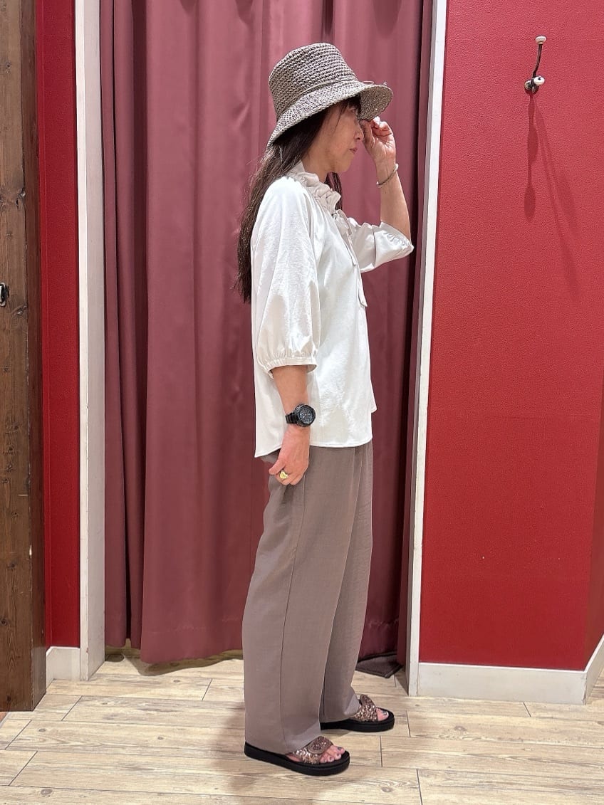 かっちゃんさんの「SHOO･LA･RUE｜」を使ったコーディネート