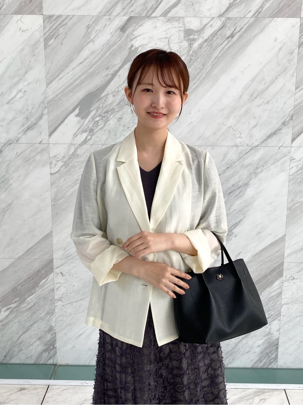 みさかさんの「index｜麻調シアーダブルブレストテーラードジャケット【洗濯機洗い可】」を使ったコーディネート