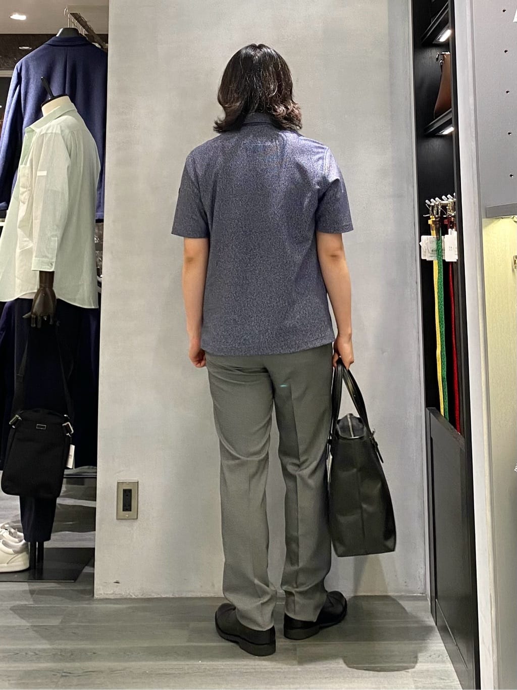 nishiさんの「TAKEO KIKUCHI｜コーデュラ（R） コーティング トートバッグ」を使ったコーディネート