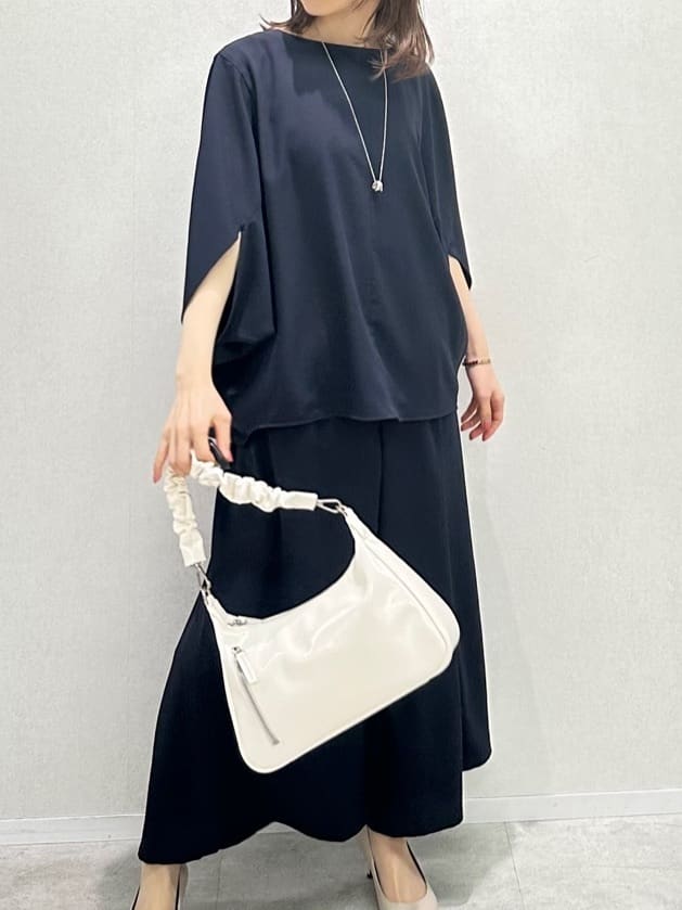 Miwaさんの「UNTITLED｜エポトリニティネックレス」を使ったコーディネート